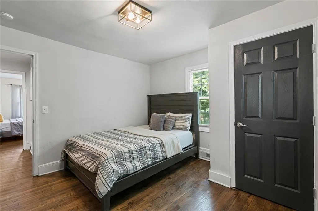 1472 North Avenue Northwest Avenue Nw, Atlanta, Georgia 30318, 3 Bedrooms Bedrooms, ,2 BathroomsBathrooms,Residential,For Sale,1472 North Avenue Northwest Avenue Nw,7623678