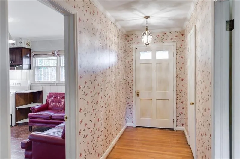 540 High Point Lane, Sandy Springs, Georgia 30342, 3 Bedrooms Bedrooms, ,2 BathroomsBathrooms,Residential,Sold,540 High Point Lane,6103664