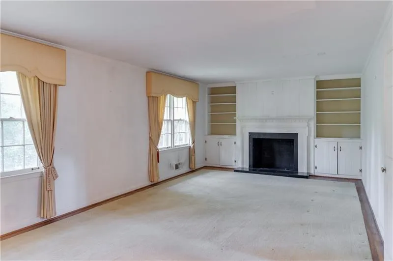 540 High Point Lane, Sandy Springs, Georgia 30342, 3 Bedrooms Bedrooms, ,2 BathroomsBathrooms,Residential,Sold,540 High Point Lane,6103664