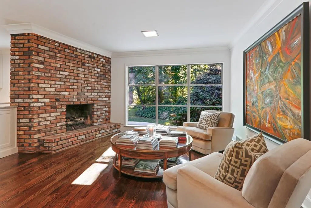 5555 Sherrell Drive, Atlanta, Georgia 30342, 2 Bedrooms Bedrooms, ,2 BathroomsBathrooms,Residential,Sold,5555 Sherrell Drive,6561327