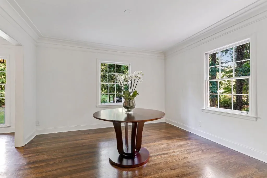 5555 Sherrell Drive, Atlanta, Georgia 30342, 2 Bedrooms Bedrooms, ,2 BathroomsBathrooms,Residential,Sold,5555 Sherrell Drive,6561327