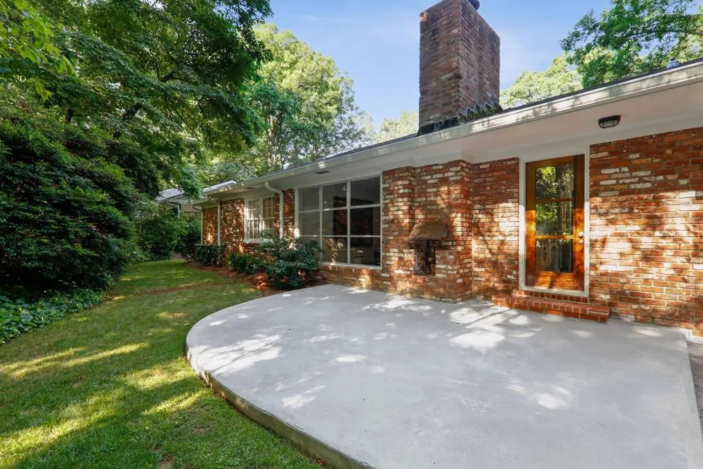 5555 Sherrell Drive, Atlanta, Georgia 30342, 2 Bedrooms Bedrooms, ,2 BathroomsBathrooms,Residential,Sold,5555 Sherrell Drive,6561327