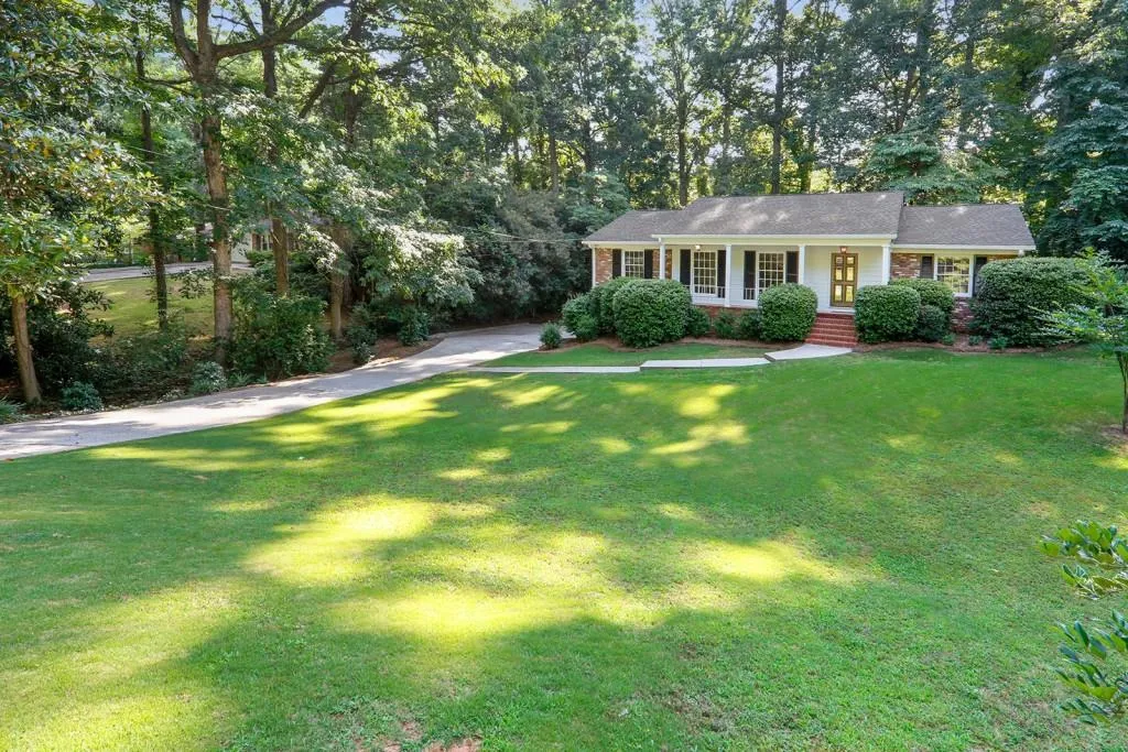 5555 Sherrell Drive, Atlanta, Georgia 30342, 2 Bedrooms Bedrooms, ,2 BathroomsBathrooms,Residential,Sold,5555 Sherrell Drive,6561327