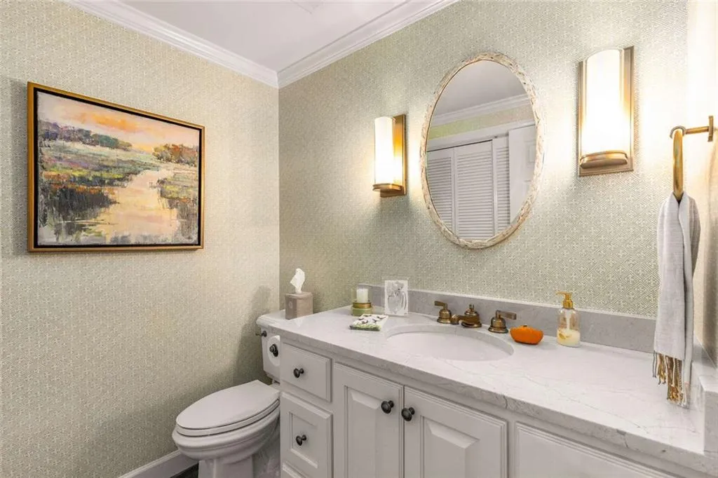 3075 Howell Mill Road Nw Unit 6, Atlanta, Georgia 30327, 3 Bedrooms Bedrooms, ,2 BathroomsBathrooms,Residential,For Sale,3075 Howell Mill Road Nw Unit 6,7664031