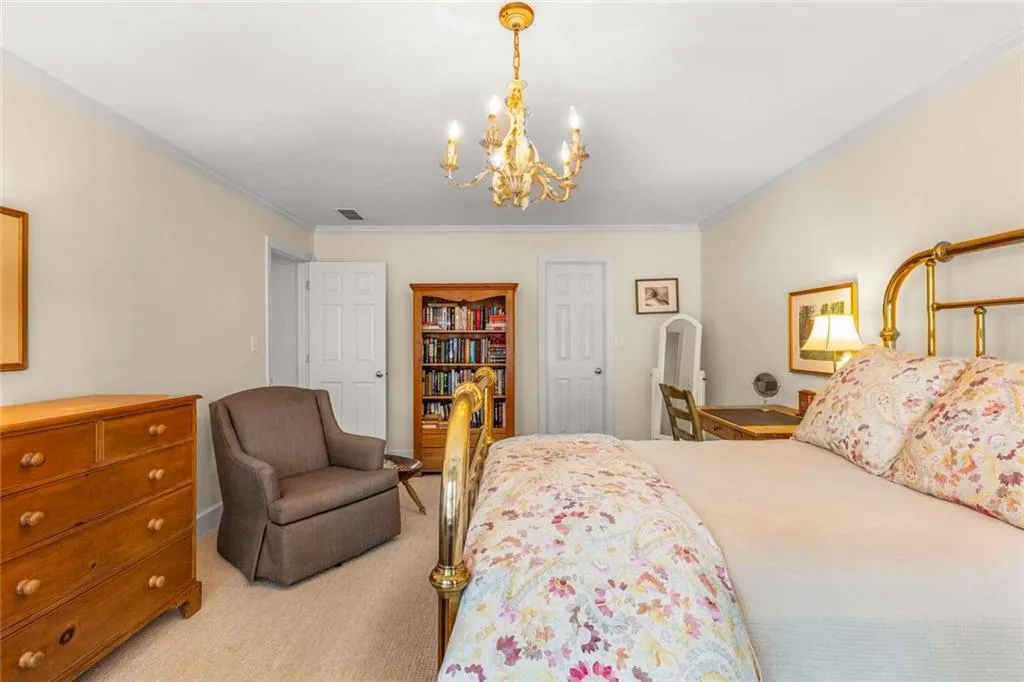 3075 Howell Mill Road Nw Unit 6, Atlanta, Georgia 30327, 3 Bedrooms Bedrooms, ,2 BathroomsBathrooms,Residential,For Sale,3075 Howell Mill Road Nw Unit 6,7664031