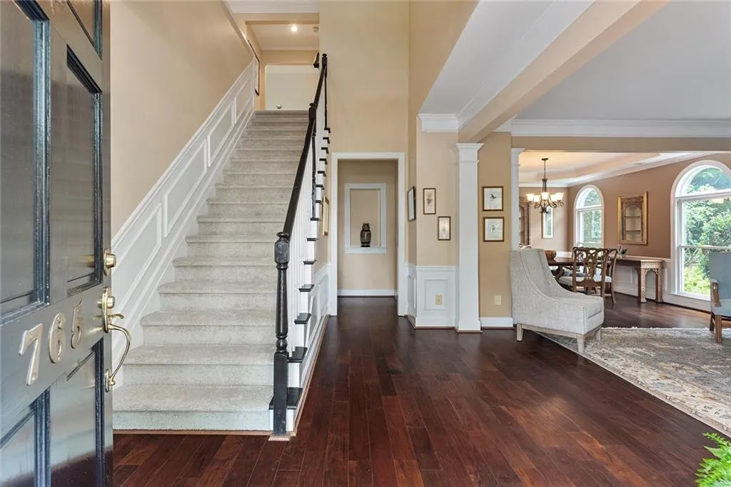 765 Glenridge Close Drive, Atlanta, Georgia 30328, 4 Bedrooms Bedrooms, ,2 BathroomsBathrooms,Residential,Sold,765 Glenridge Close Drive,7430566