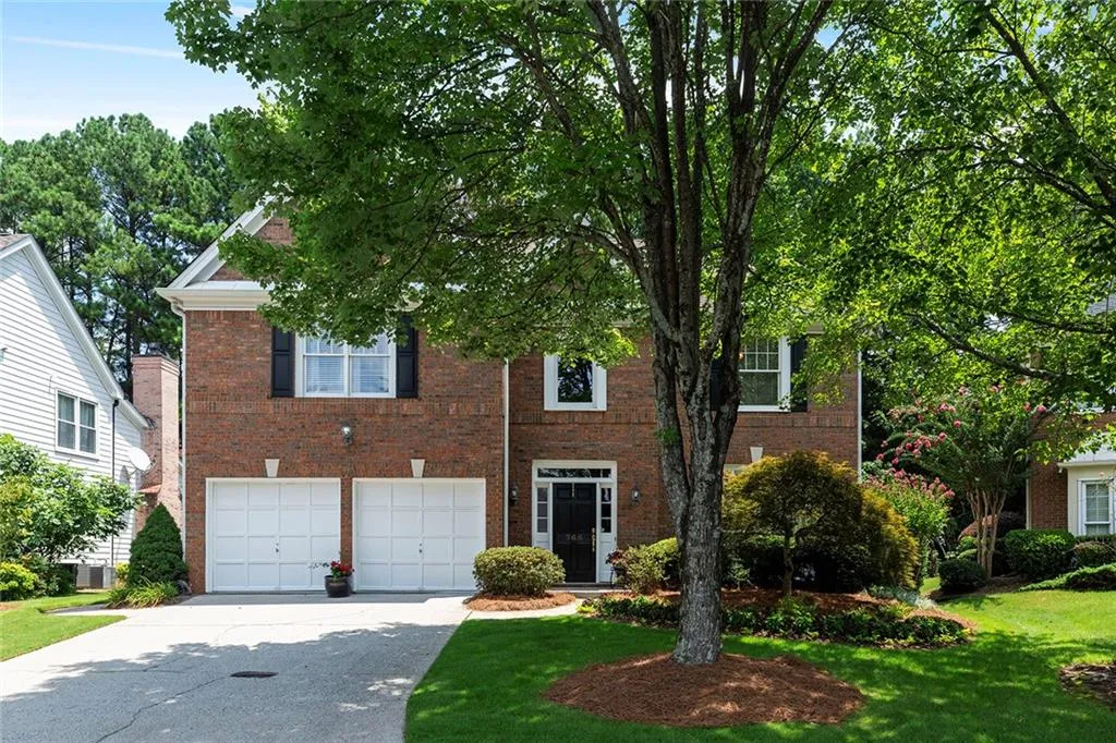 765 Glenridge Close Drive, Atlanta, Georgia 30328, 4 Bedrooms Bedrooms, ,2 BathroomsBathrooms,Residential,Sold,765 Glenridge Close Drive,7430566