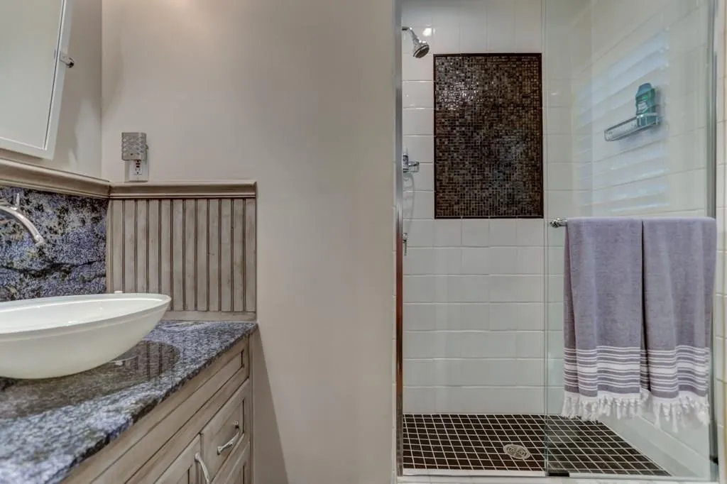 7070 Riverside Drive, Atlanta, Georgia 30328, 4 Bedrooms Bedrooms, ,5 BathroomsBathrooms,Residential,Sold,7070 Riverside Drive,6041908