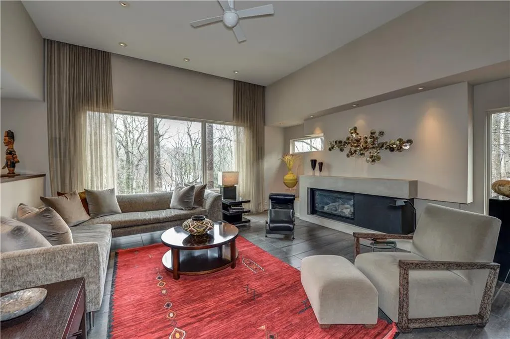 5135 Jett Forest Trail, Sandy Springs, Georgia 30327, 4 Bedrooms Bedrooms, ,3 BathroomsBathrooms,Residential,Sold,5135 Jett Forest Trail,5652310