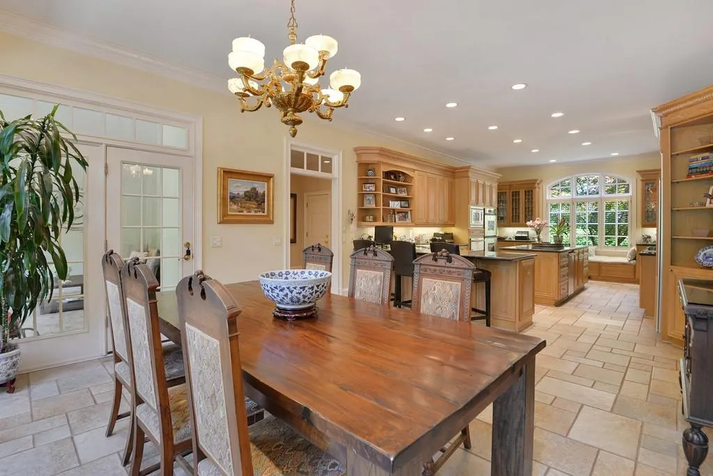 5325 Riverview Road Nw, Atlanta, Georgia 30327, 6 Bedrooms Bedrooms, ,5 BathroomsBathrooms,Residential,Sold,5325 Riverview Road Nw,6559064