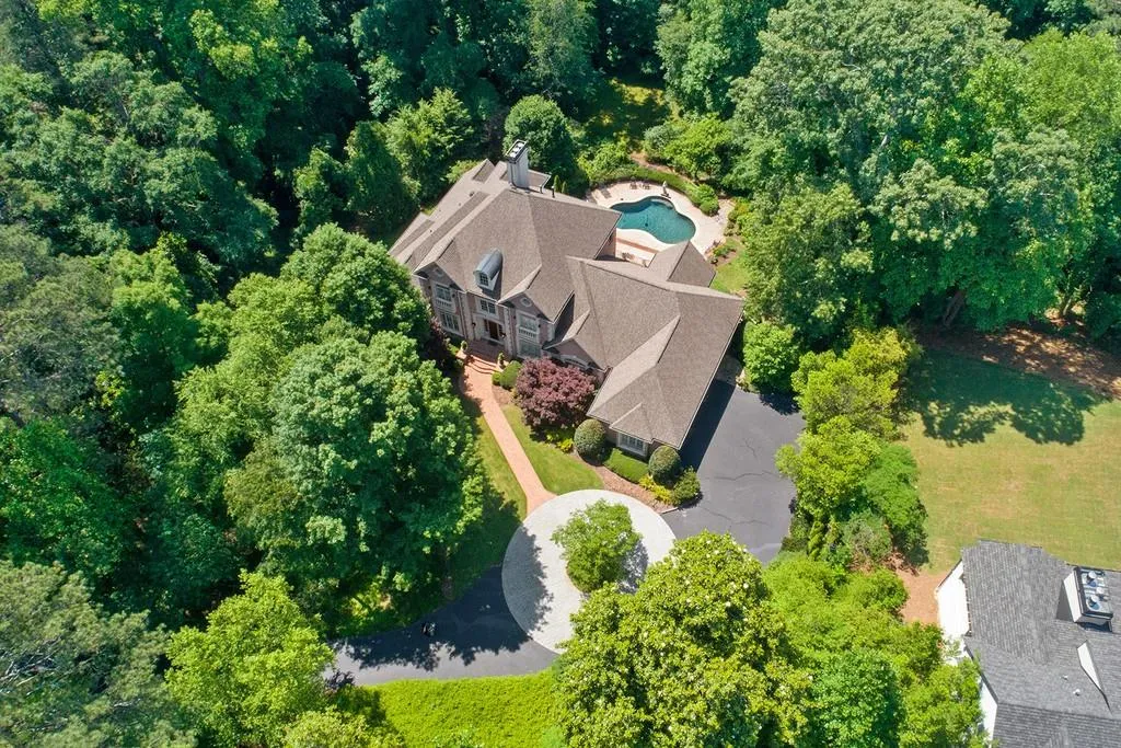 5325 Riverview Road Nw, Atlanta, Georgia 30327, 6 Bedrooms Bedrooms, ,5 BathroomsBathrooms,Residential,Sold,5325 Riverview Road Nw,6559064