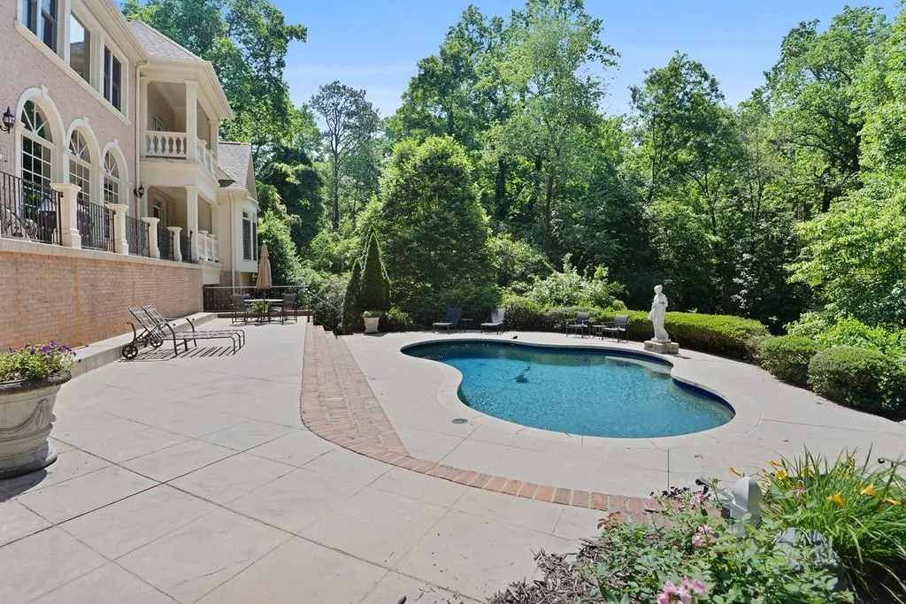 5325 Riverview Road Nw, Atlanta, Georgia 30327, 6 Bedrooms Bedrooms, ,5 BathroomsBathrooms,Residential,Sold,5325 Riverview Road Nw,6559064