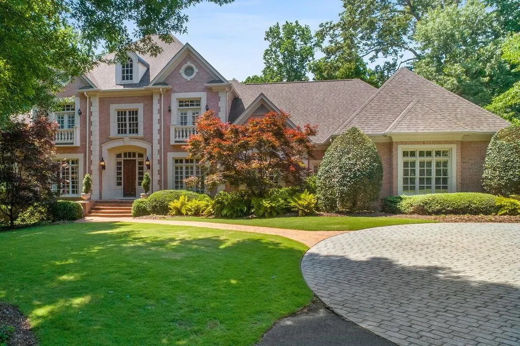 5325 Riverview Road Nw, Atlanta, Georgia 30327, 6 Bedrooms Bedrooms, ,5 BathroomsBathrooms,Residential,Sold,5325 Riverview Road Nw,6559064