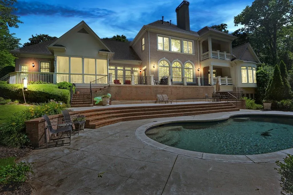 5325 Riverview Road Nw, Atlanta, Georgia 30327, 6 Bedrooms Bedrooms, ,5 BathroomsBathrooms,Residential,Sold,5325 Riverview Road Nw,6559064