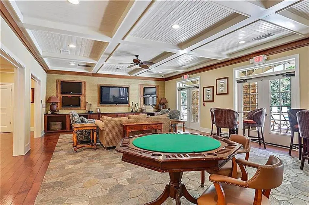 200 River Vista Drive Unit 237, Atlanta, Georgia 30339, 2 Bedrooms Bedrooms, ,2 BathroomsBathrooms,Residential,Sold,200 River Vista Drive Unit 237,7252490