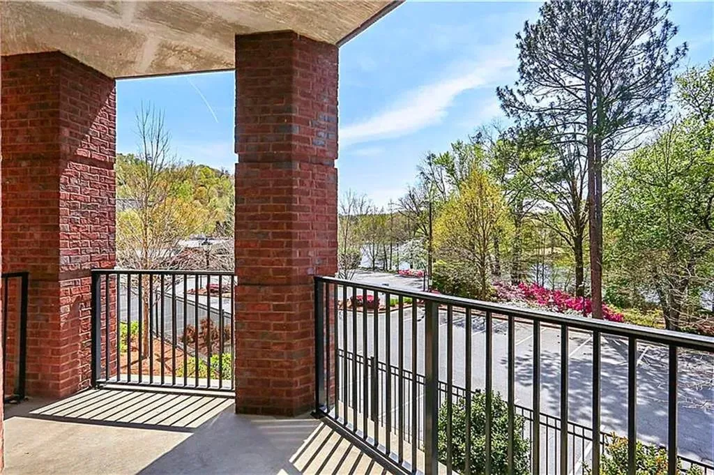 200 River Vista Drive Unit 237, Atlanta, Georgia 30339, 2 Bedrooms Bedrooms, ,2 BathroomsBathrooms,Residential,Sold,200 River Vista Drive Unit 237,7252490