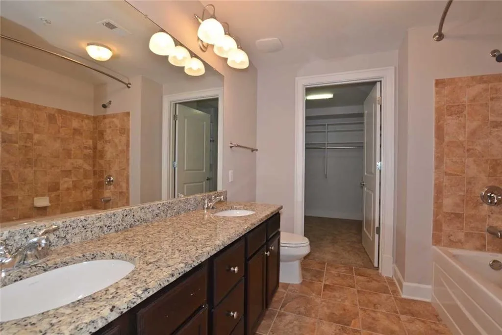 200 River Vista Drive Unit 403, Atlanta, Georgia 30339, 2 Bedrooms Bedrooms, ,2 BathroomsBathrooms,Residential,Sold,200 River Vista Drive Unit 403,6099826