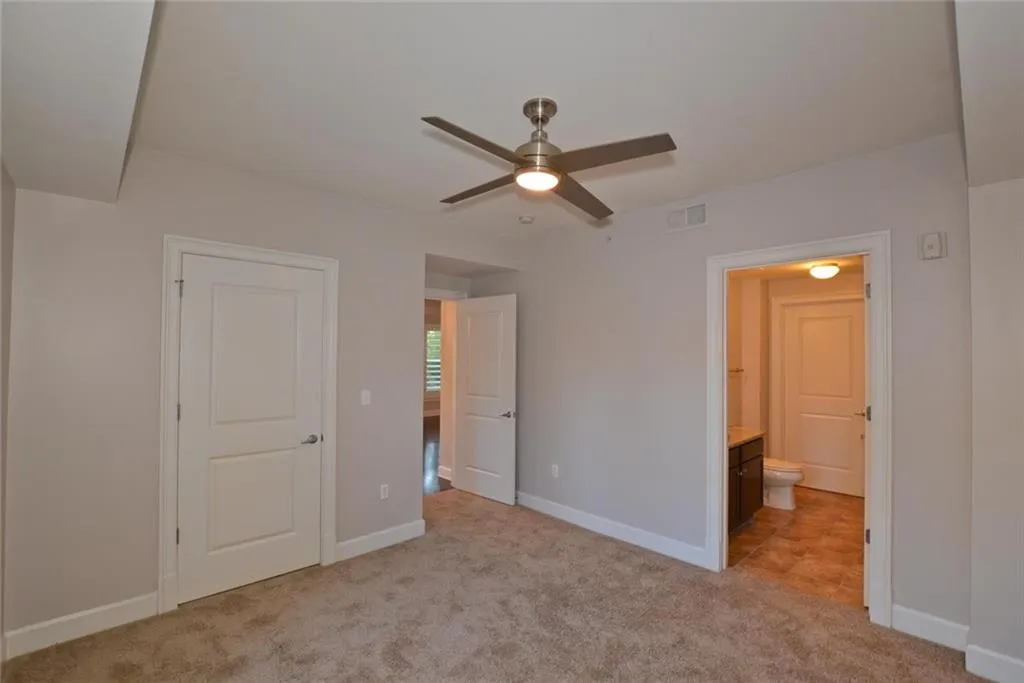 200 River Vista Drive Unit 403, Atlanta, Georgia 30339, 2 Bedrooms Bedrooms, ,2 BathroomsBathrooms,Residential,Sold,200 River Vista Drive Unit 403,6099826