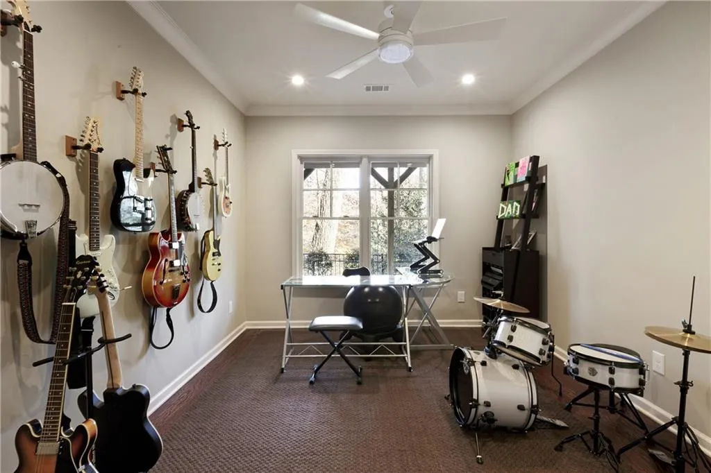 30 High Top Circle, Sandy Springs, Georgia 30328, 5 Bedrooms Bedrooms, ,4 BathroomsBathrooms,Residential,Sold,30 High Top Circle,6818066
