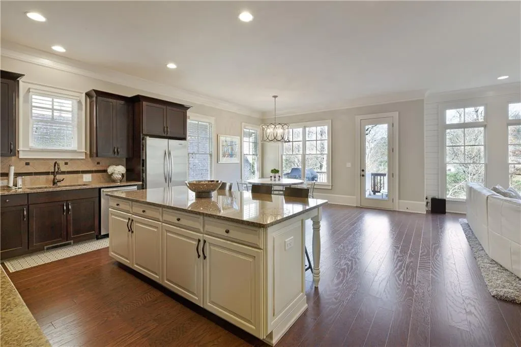 30 High Top Circle, Sandy Springs, Georgia 30328, 5 Bedrooms Bedrooms, ,4 BathroomsBathrooms,Residential,Sold,30 High Top Circle,6818066