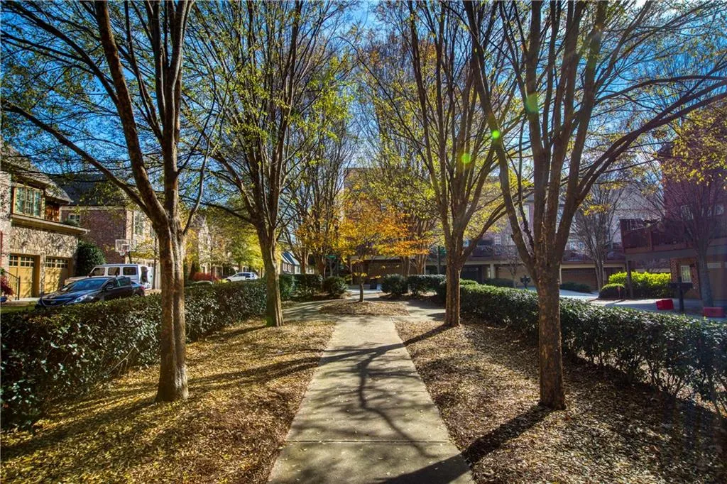 30 High Top Circle, Sandy Springs, Georgia 30328, 5 Bedrooms Bedrooms, ,4 BathroomsBathrooms,Residential,Sold,30 High Top Circle,6818066