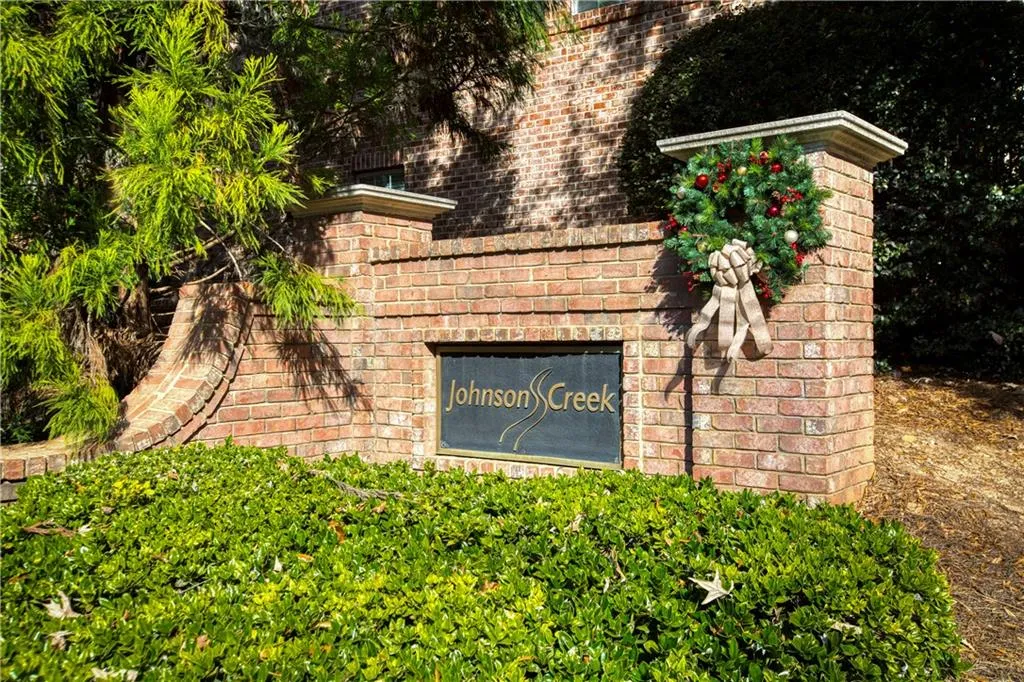30 High Top Circle, Sandy Springs, Georgia 30328, 5 Bedrooms Bedrooms, ,4 BathroomsBathrooms,Residential,Sold,30 High Top Circle,6818066