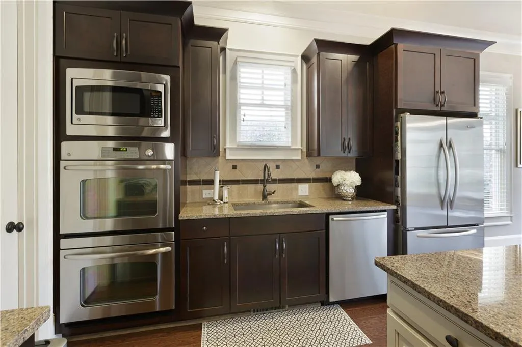 30 High Top Circle, Sandy Springs, Georgia 30328, 5 Bedrooms Bedrooms, ,4 BathroomsBathrooms,Residential,Sold,30 High Top Circle,6818066