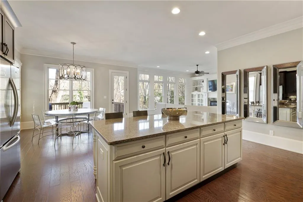 30 High Top Circle, Sandy Springs, Georgia 30328, 5 Bedrooms Bedrooms, ,4 BathroomsBathrooms,Residential,Sold,30 High Top Circle,6818066