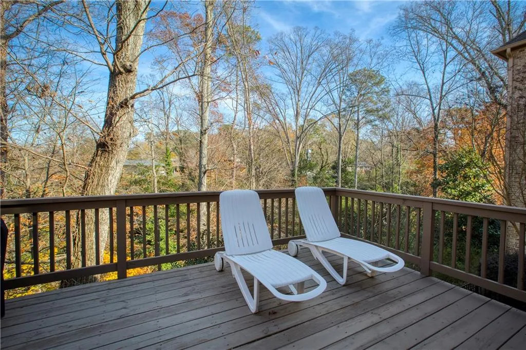30 High Top Circle, Sandy Springs, Georgia 30328, 5 Bedrooms Bedrooms, ,4 BathroomsBathrooms,Residential,Sold,30 High Top Circle,6818066