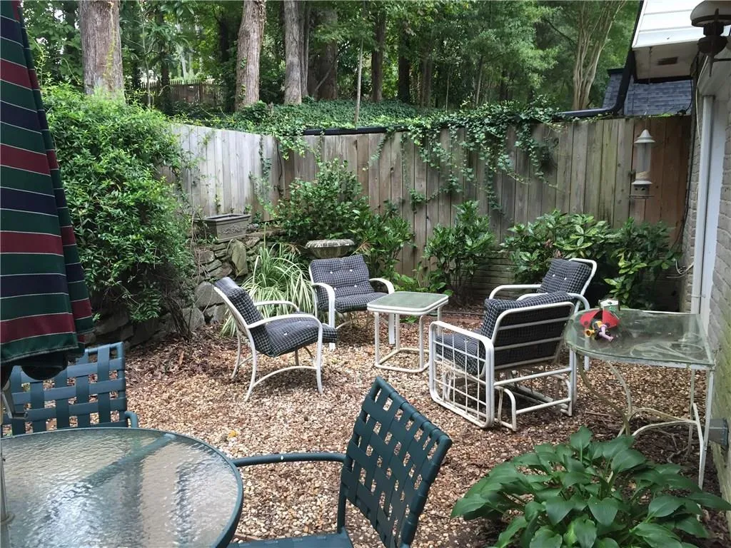 5540 Chemin De Vie Unit 5540, Atlanta, Georgia 30342, 3 Bedrooms Bedrooms, ,2 BathroomsBathrooms,Residential,Sold,5540 Chemin De Vie Unit 5540,5601974