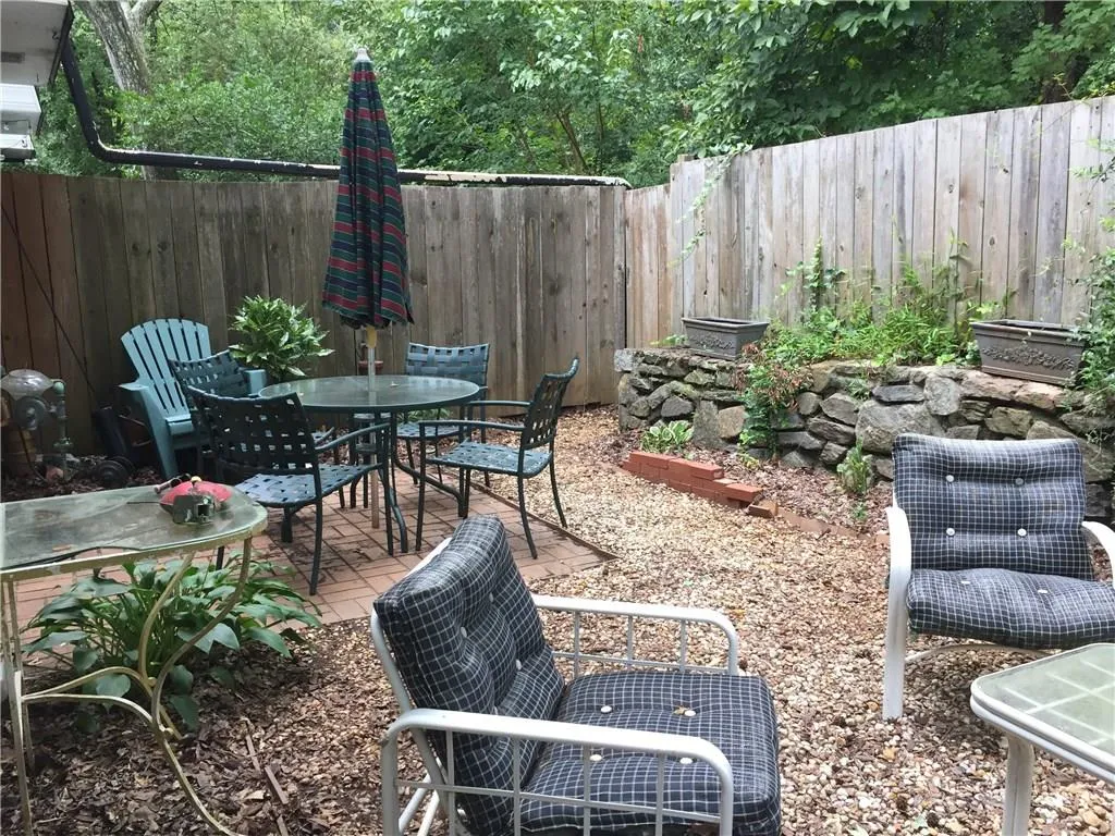5540 Chemin De Vie Unit 5540, Atlanta, Georgia 30342, 3 Bedrooms Bedrooms, ,2 BathroomsBathrooms,Residential,Sold,5540 Chemin De Vie Unit 5540,5601974