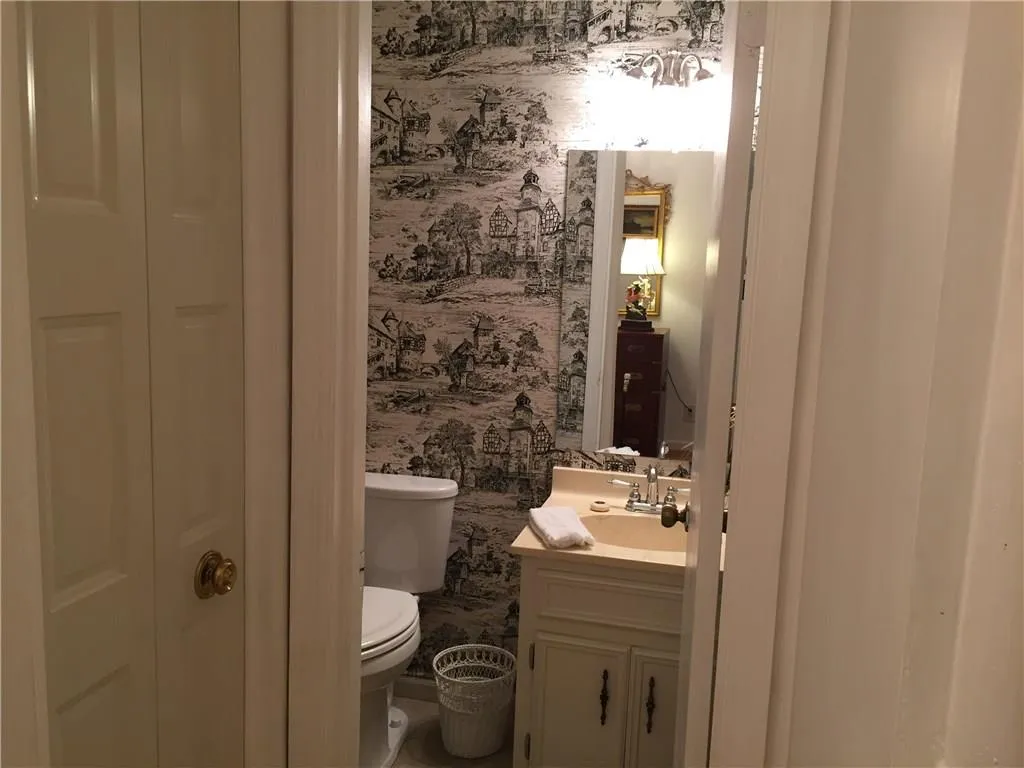 5540 Chemin De Vie Unit 5540, Atlanta, Georgia 30342, 3 Bedrooms Bedrooms, ,2 BathroomsBathrooms,Residential,Sold,5540 Chemin De Vie Unit 5540,5601974