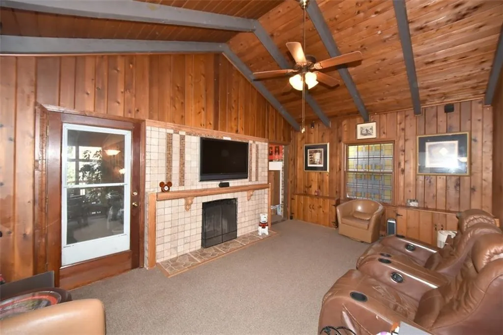 388 Tall Oaks Drive, Sandy Springs, Georgia 30342, 4 Bedrooms Bedrooms, ,3 BathroomsBathrooms,Residential,Sold,388 Tall Oaks Drive,5628478