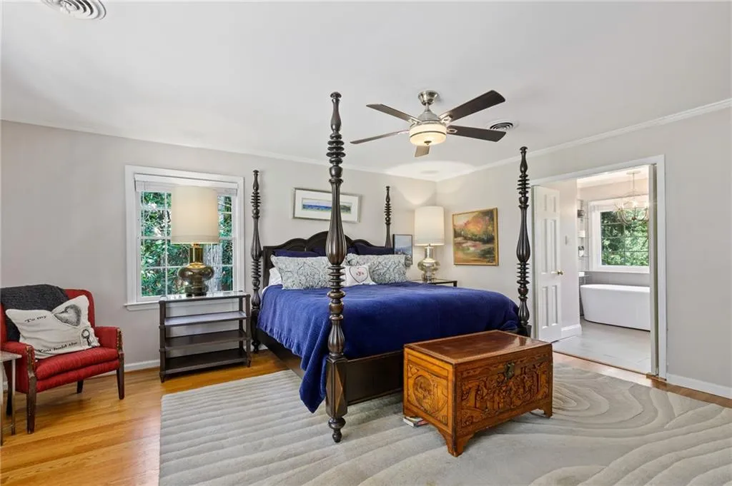 8900 Huntcliff Trace, Sandy Springs, Georgia 30350, 5 Bedrooms Bedrooms, ,4 BathroomsBathrooms,Residential,Sold,8900 Huntcliff Trace,6744841