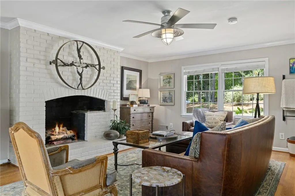 8900 Huntcliff Trace, Sandy Springs, Georgia 30350, 5 Bedrooms Bedrooms, ,4 BathroomsBathrooms,Residential,Sold,8900 Huntcliff Trace,6744841