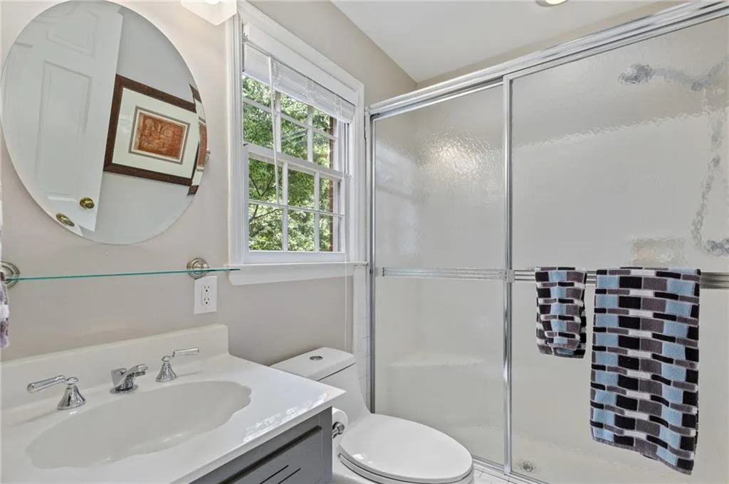 8900 Huntcliff Trace, Sandy Springs, Georgia 30350, 5 Bedrooms Bedrooms, ,4 BathroomsBathrooms,Residential,Sold,8900 Huntcliff Trace,6744841