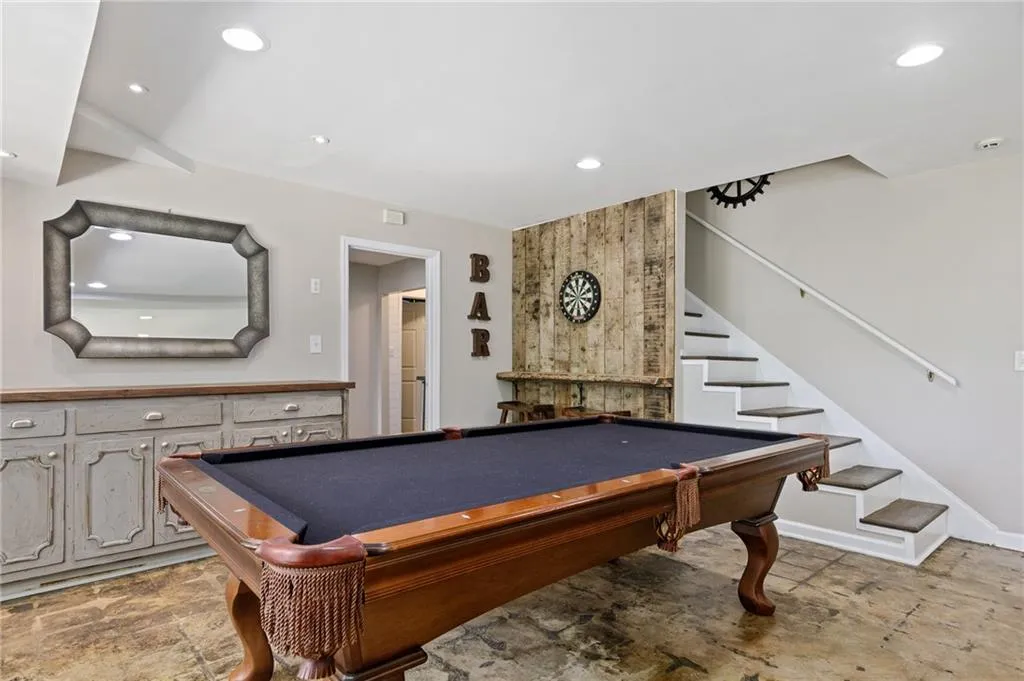 8900 Huntcliff Trace, Sandy Springs, Georgia 30350, 5 Bedrooms Bedrooms, ,4 BathroomsBathrooms,Residential,Sold,8900 Huntcliff Trace,6744841