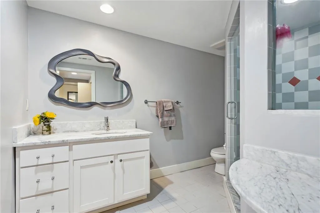 7745 Janann Way, Sandy Springs, Georgia 30350, 6 Bedrooms Bedrooms, ,5 BathroomsBathrooms,Residential,Sold,7745 Janann Way,7193367