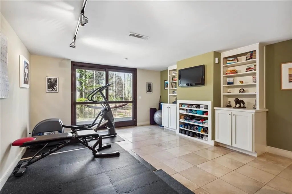 7745 Janann Way, Sandy Springs, Georgia 30350, 6 Bedrooms Bedrooms, ,5 BathroomsBathrooms,Residential,Sold,7745 Janann Way,7193367