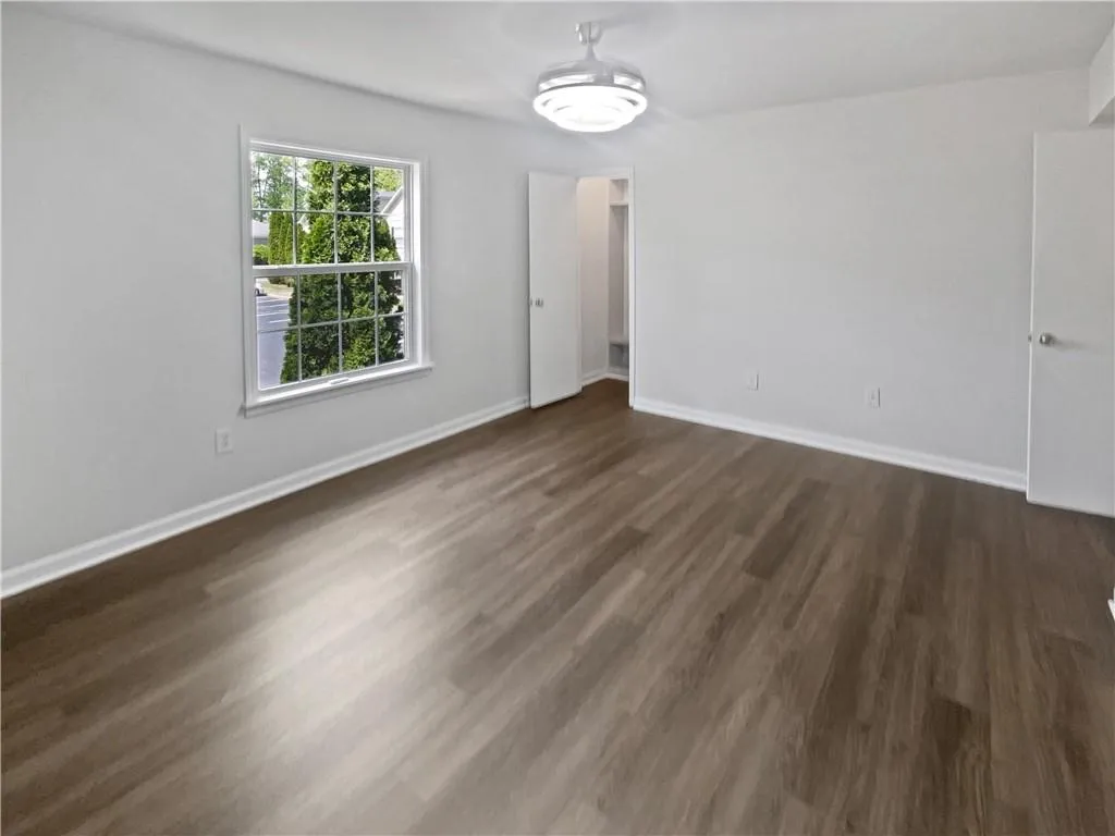 806 Brighton Point, Atlanta, Georgia 30328, 2 Bedrooms Bedrooms, ,2 BathroomsBathrooms,Residential,For Sale,806 Brighton Point,7385849