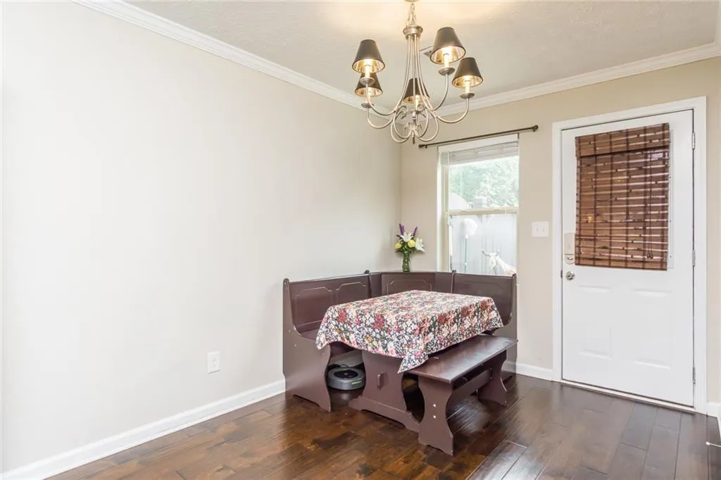 Atlanta, Georgia 30350, 2 Bedrooms Bedrooms, ,1 BathroomBathrooms,Residential,Sold,6563663