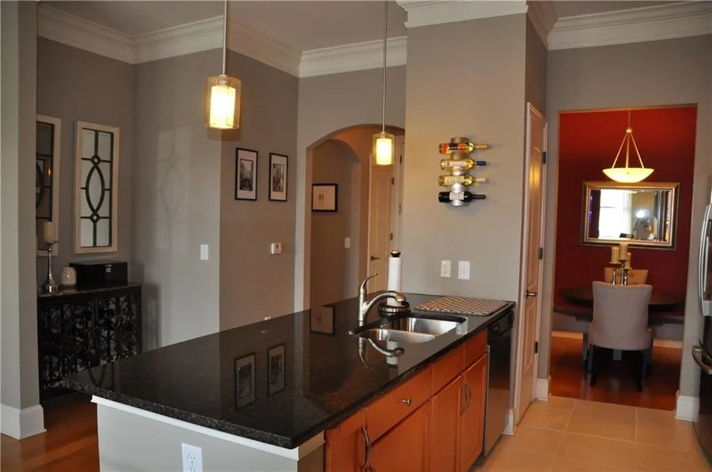 3621 Vinings Slope Se Unit 1533, Atlanta, Georgia 30339, 2 Bedrooms Bedrooms, ,2 BathroomsBathrooms,Residential,Sold,3621 Vinings Slope Se Unit 1533,5747534