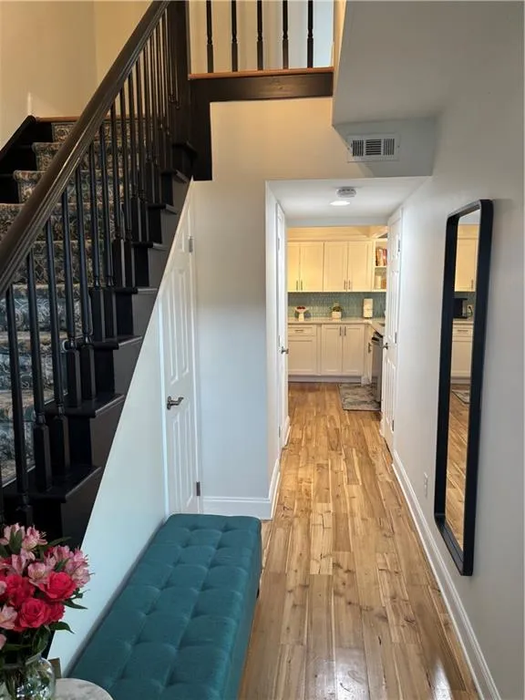 6520 Roswell Road Unit 29, Atlanta, Georgia 30328, 2 Bedrooms Bedrooms, ,1 BathroomBathrooms,Residential,For Sale,6520 Roswell Road Unit 29,7757143