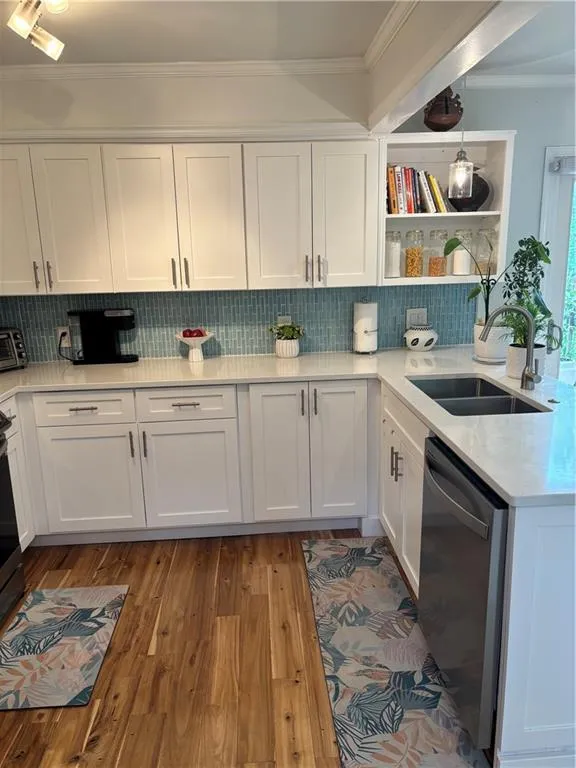 6520 Roswell Road Unit 29, Atlanta, Georgia 30328, 2 Bedrooms Bedrooms, ,1 BathroomBathrooms,Residential,For Sale,6520 Roswell Road Unit 29,7757143