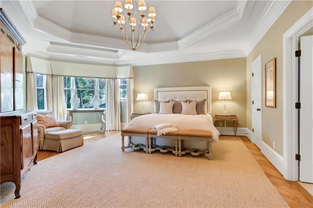 6751 Castleton Drive, Sandy Springs, Georgia 30328, 6 Bedrooms Bedrooms, ,5 BathroomsBathrooms,Residential,Sold,6751 Castleton Drive,6504008