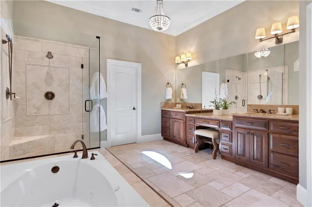 6751 Castleton Drive, Sandy Springs, Georgia 30328, 6 Bedrooms Bedrooms, ,5 BathroomsBathrooms,Residential,Sold,6751 Castleton Drive,6504008