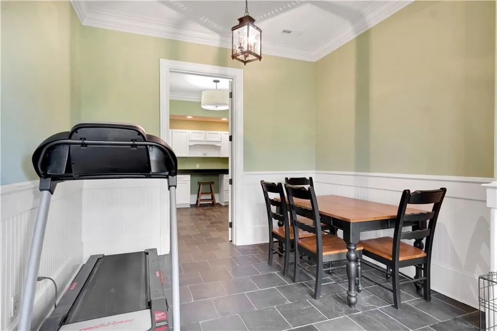 6751 Castleton Drive, Sandy Springs, Georgia 30328, 6 Bedrooms Bedrooms, ,5 BathroomsBathrooms,Residential,Sold,6751 Castleton Drive,6504008