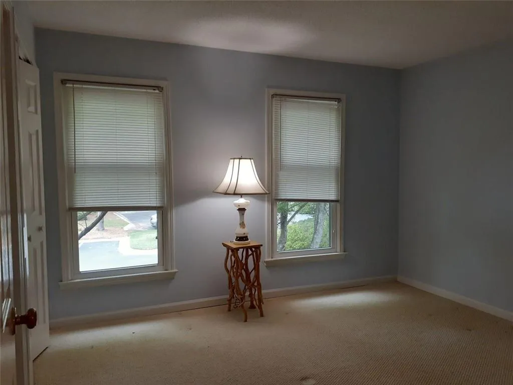 504 Garden Court Unit 504, Sandy Springs, Georgia 30328, 3 Bedrooms Bedrooms, ,2 BathroomsBathrooms,Residential,Sold,504 Garden Court Unit 504,6882389