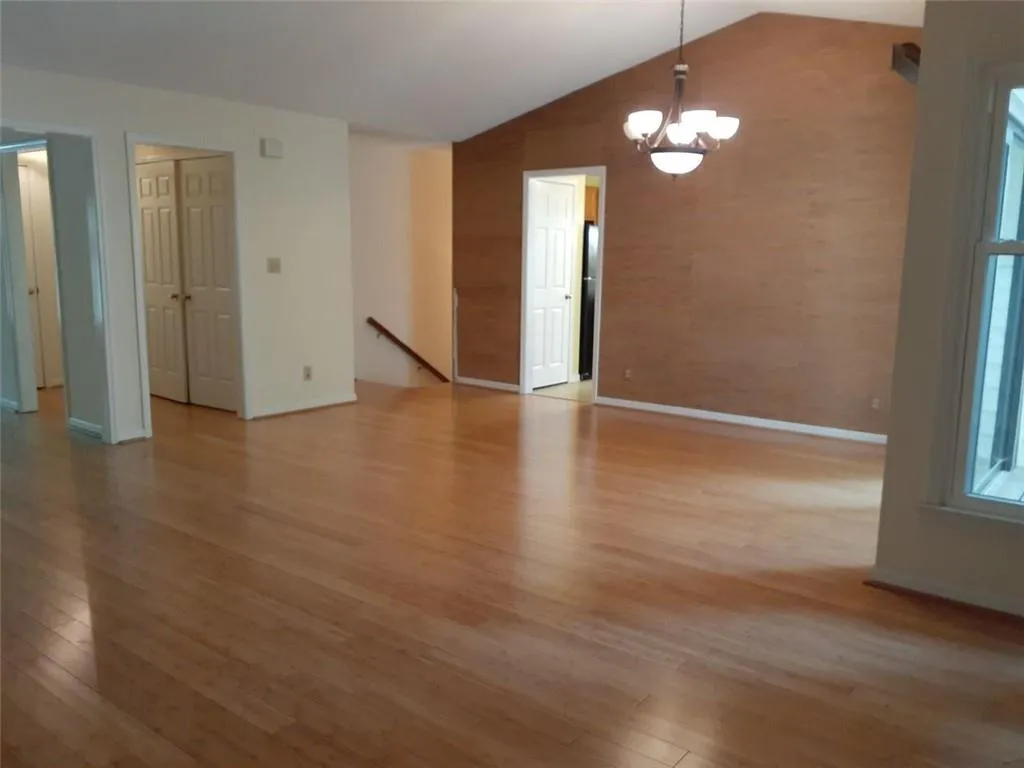 504 Garden Court Unit 504, Sandy Springs, Georgia 30328, 3 Bedrooms Bedrooms, ,2 BathroomsBathrooms,Residential,Sold,504 Garden Court Unit 504,6882389