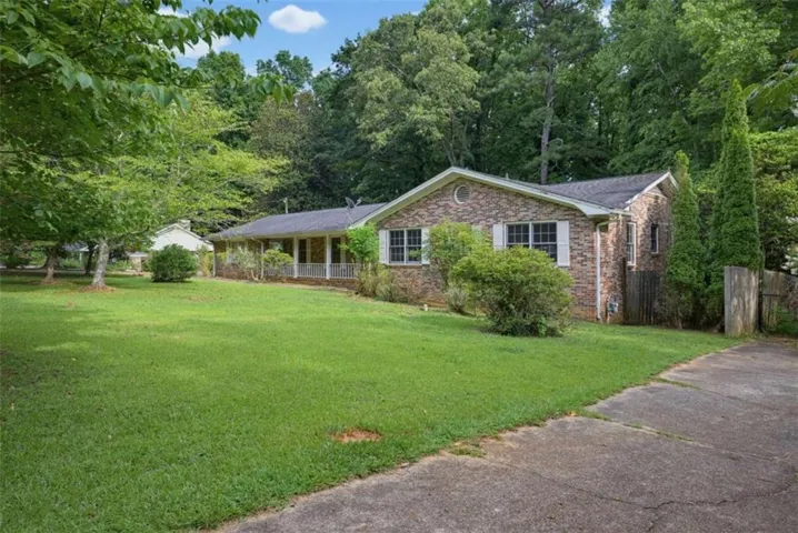 140 Horseshoe Circle, Athens, Georgia 30605